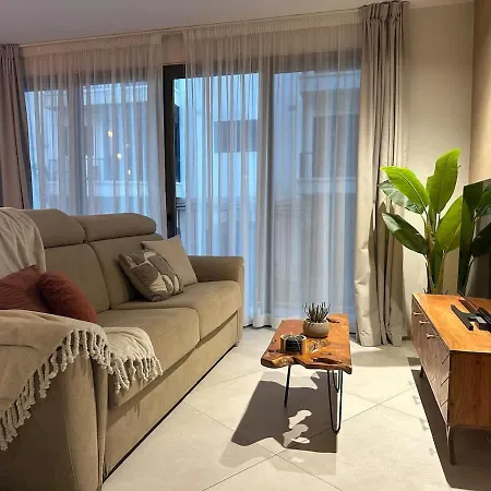 Διαμέρισμα Designer In Prime Location *