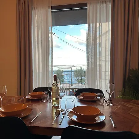 Designer In Prime Location Σλιέμα