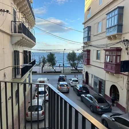 Διαμέρισμα Designer In Prime Location *