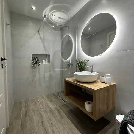 Διαμέρισμα Designer In Prime Location *